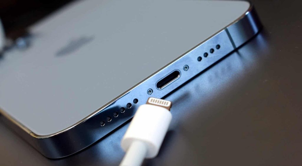 Як вибрати оптимальний швидкісний зарядний пристрій для iPhone